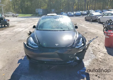 2020 Tesla Model 3 из США, поврежденный, VIN 5YJ3E1EB1LF622711